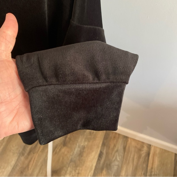 Torrid Velour Sweatshirt - Picture 5 of 9